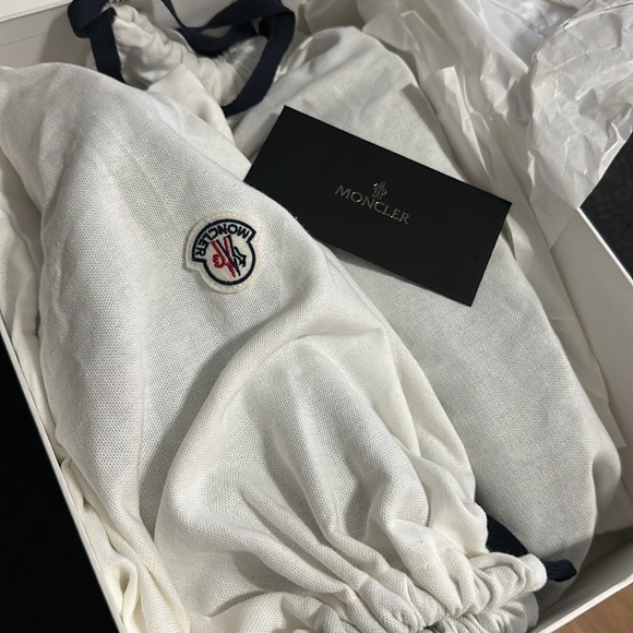 Men’s authentic moncler sneakers - Picture 13 of 13